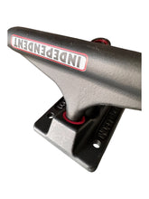 Cargar imagen en el visor de la galería, Trucks Independent Stage XL