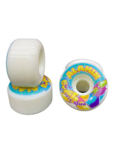 Cargar imagen en el visor de la galería, Llantas Alakin Mona Inflable 53MM