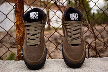 Cargar imagen en el visor de la galería, Alpha Olivo