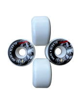 Cargar imagen en el visor de la galería, Llantas Alakin Mascara Viejito 58MM
