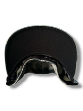 Cargar imagen en el visor de la galería, Gorra DC
