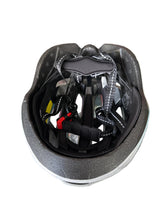 Cargar imagen en el visor de la galería, Casco Aerodinámico
