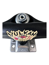 Cargar imagen en el visor de la galería, Trucks Vulkan
