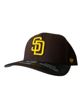 Cargar imagen en el visor de la galería, Gorra 47 San Diego
