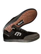 Cargar imagen en el visor de la galería, Marana Micheline /black Dirty Wash
