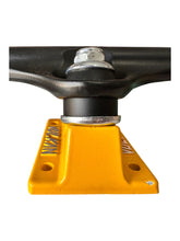 Cargar imagen en el visor de la galería, Trucks Vulkan Chango humanoide
