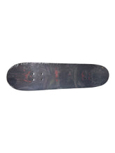 Cargar imagen en el visor de la galería, Patineta Psycho Dedo Zombie
