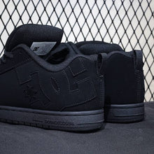 Cargar imagen en el visor de la galería, COURT GRAFFIK
