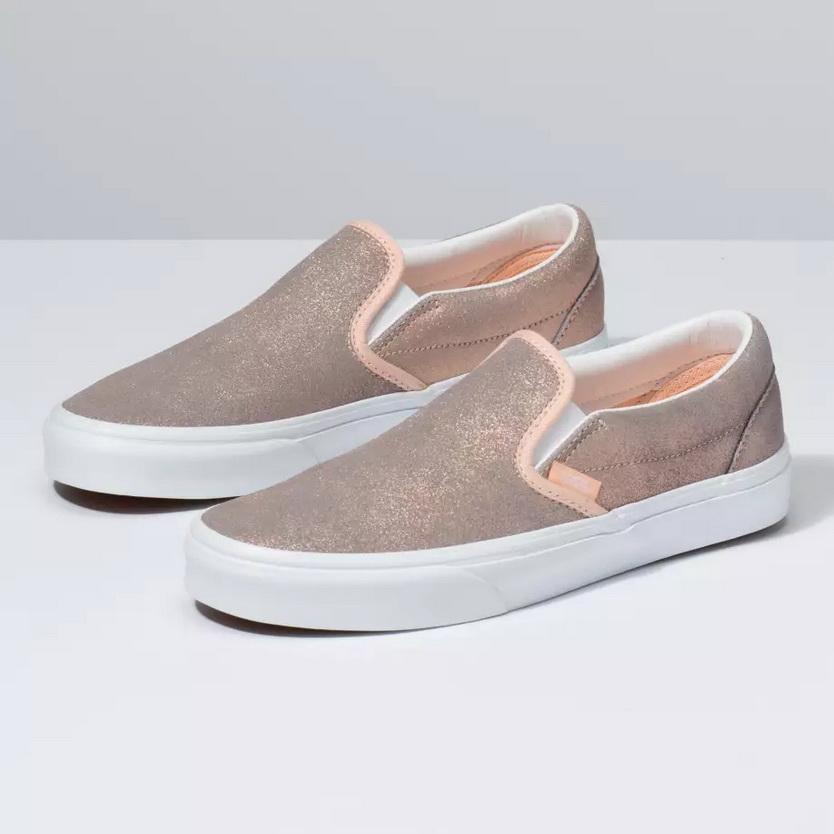 CLASSIC SLIP-ON