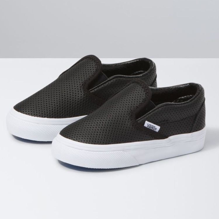 CLASSIC SLIP-ON